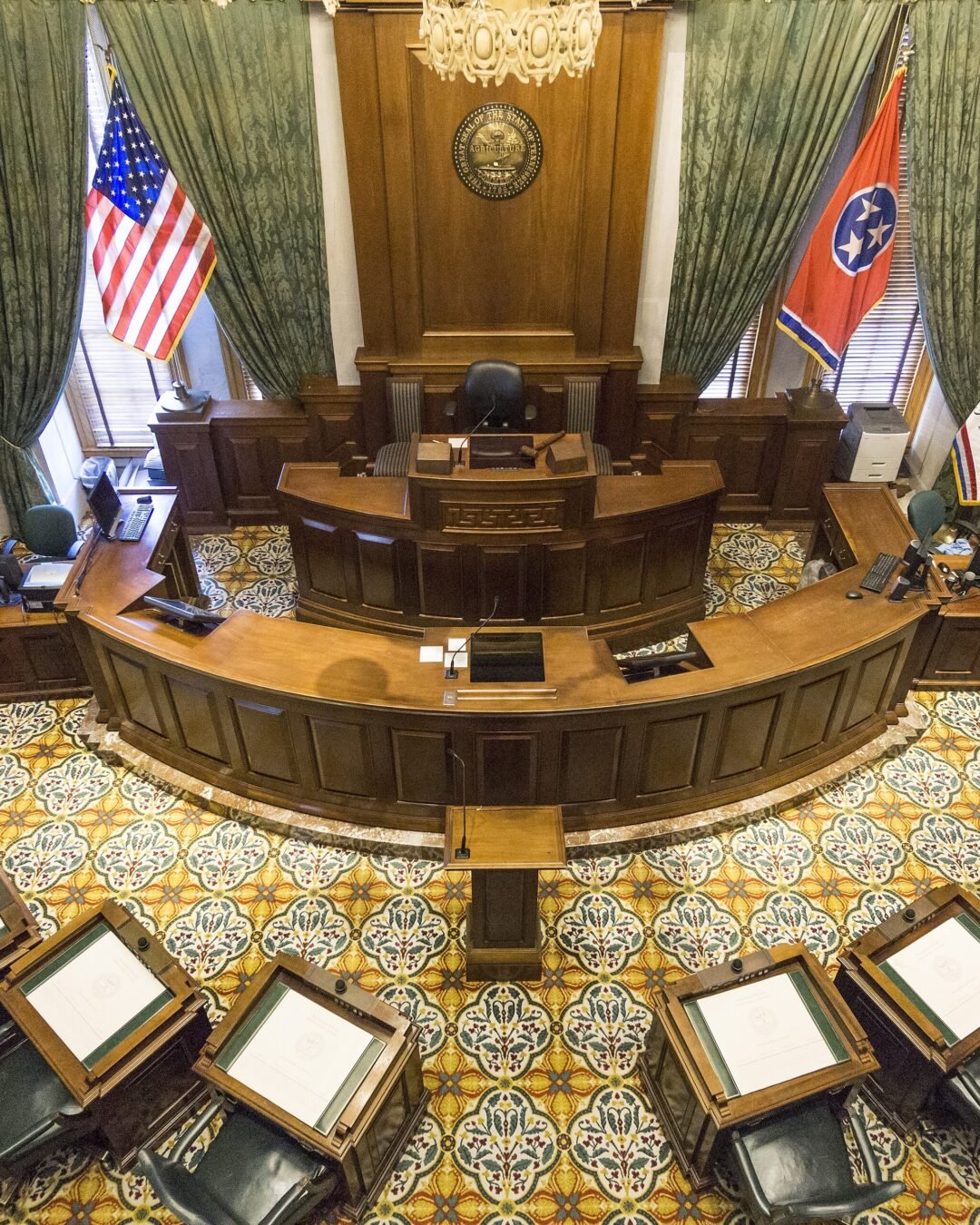 TRIBUNAL DESESTIMA LA DEMANDA CONTRA LOS VOUCHERS ESCOLARES DE TENNESSEE Y EL PROGRAMA SIGUE EN PIE